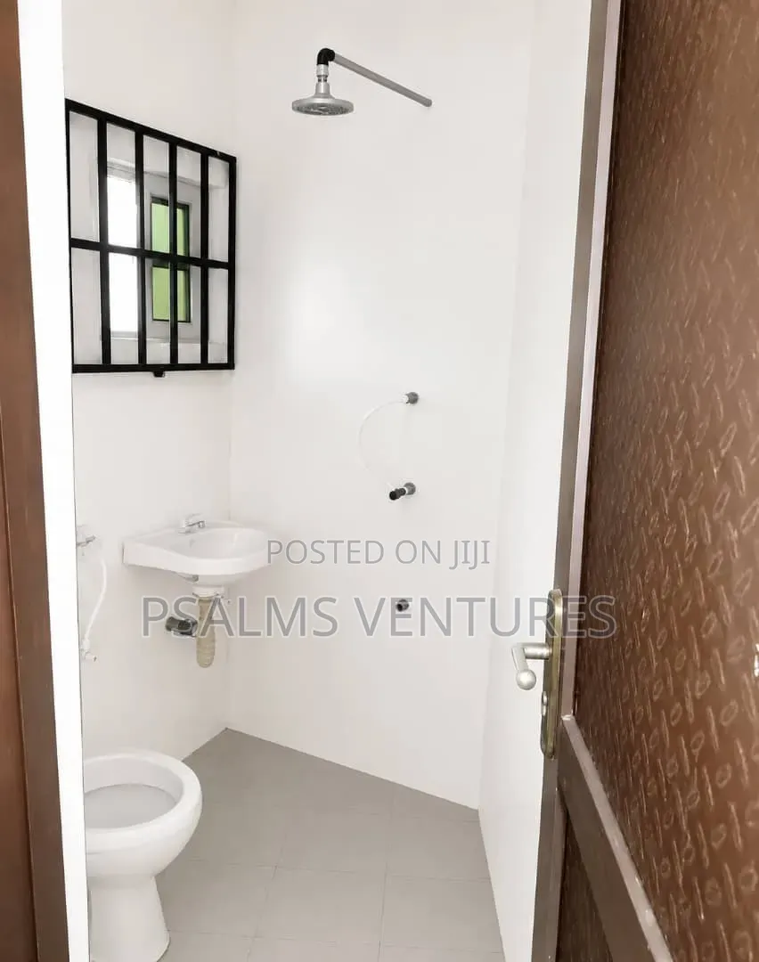 Furnished Mini Flat in Agege, Pen Cinema for rent in Pen Cinema