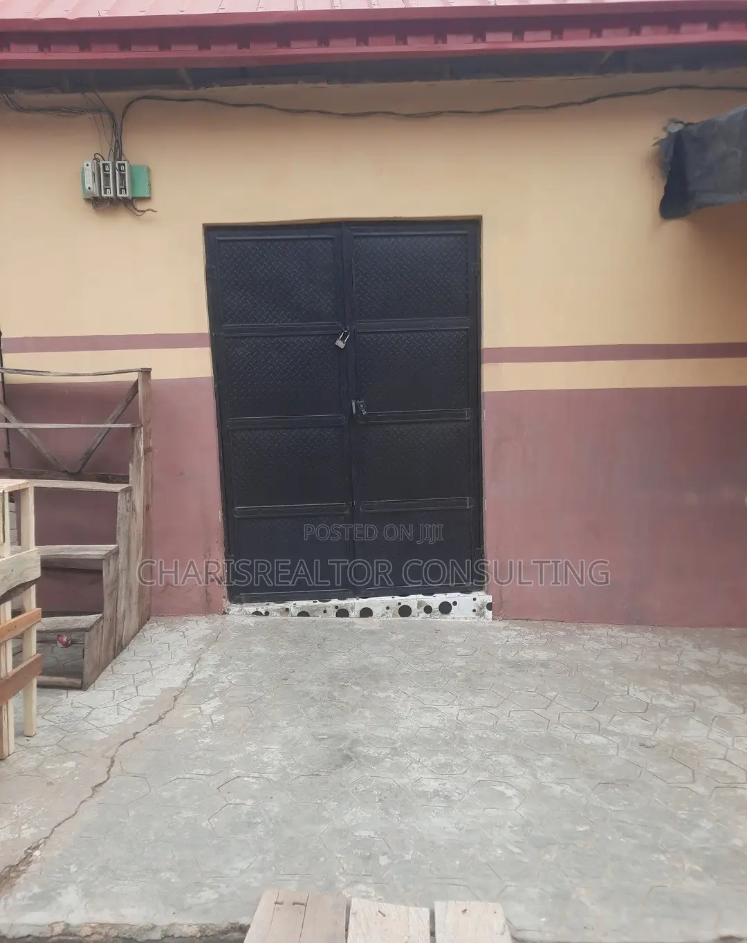 Mini Warehouse Shops in Iwo Road