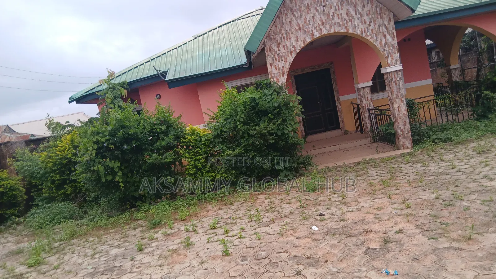 3bdrm Bungalow in Bodija, Ibadan for sale in Ibadan
