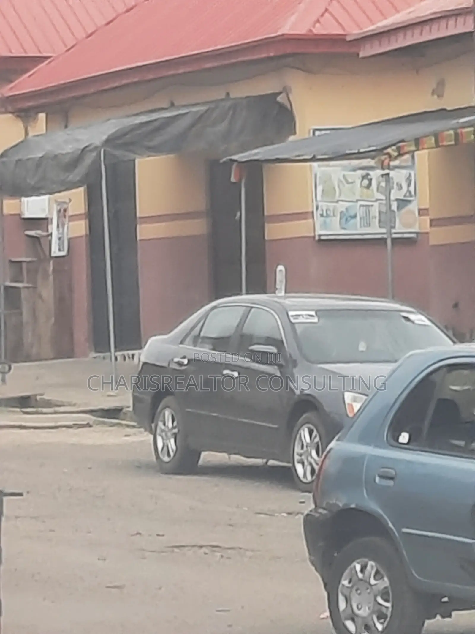 Mini Warehouse Shops in Iwo Road