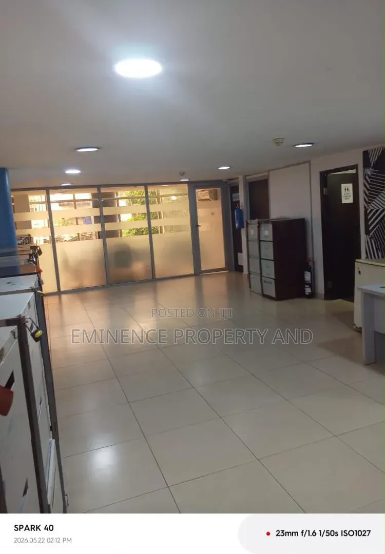 250 SQM Office Space in Idowu Taylor