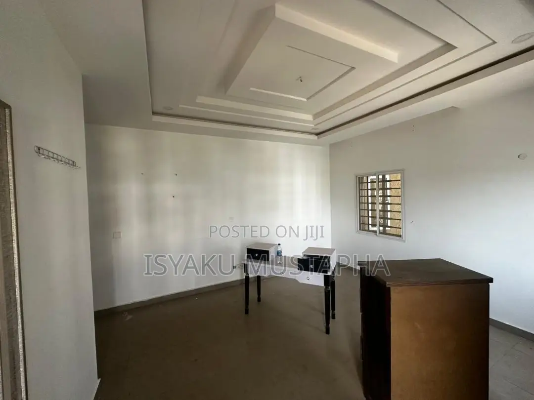 3bdrm Block of Flats in Life Camp for sale in Life Camp