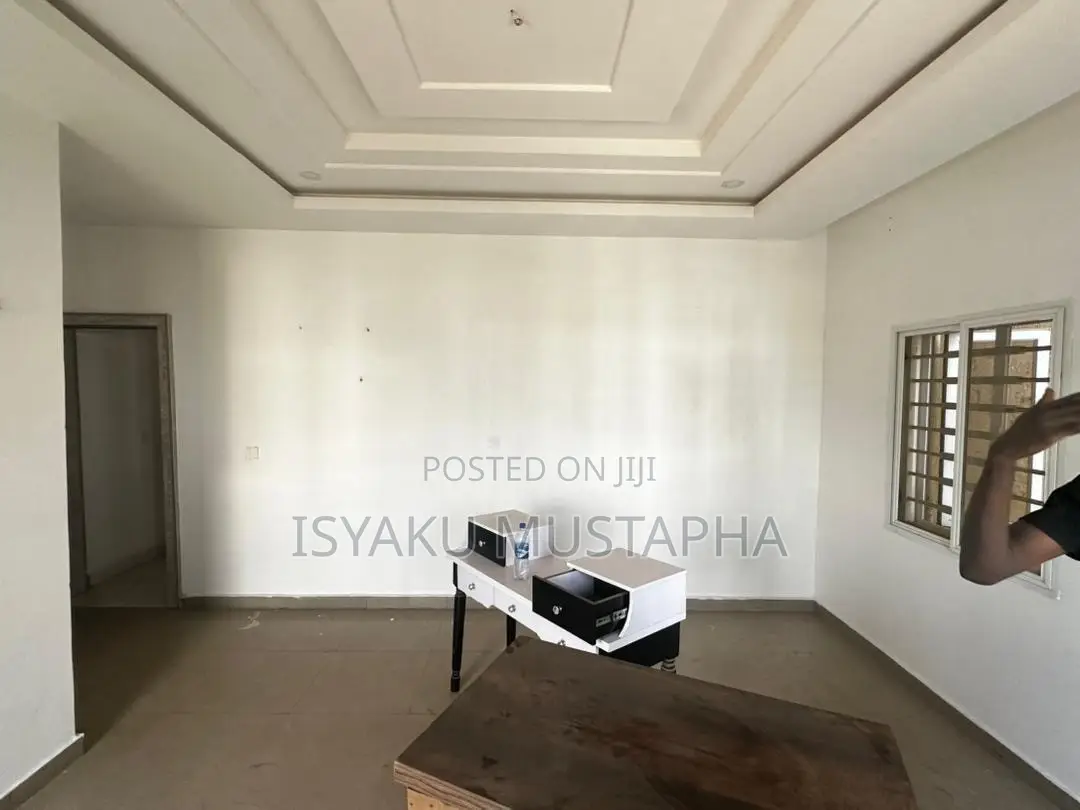 3bdrm Block of Flats in Life Camp for sale in Life Camp