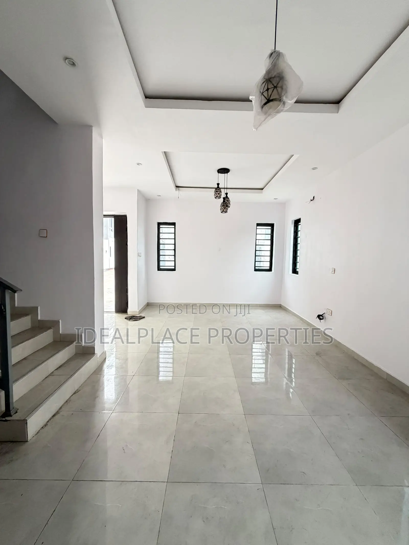 4bdrm Duplex in Lekki Phase 1 for sale in Lekki Phase 1