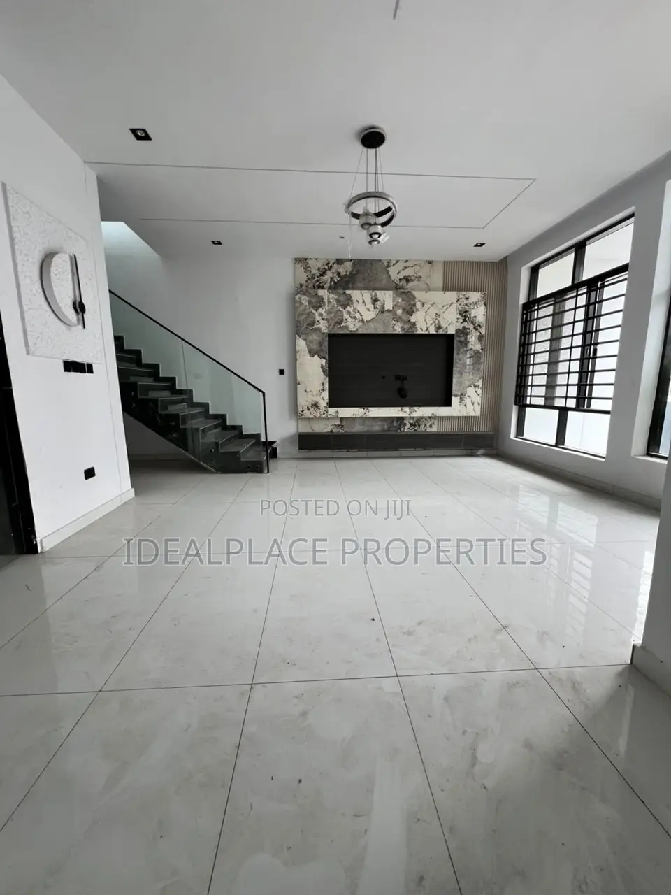 4bdrm Duplex in Ikota for sale in Ikota