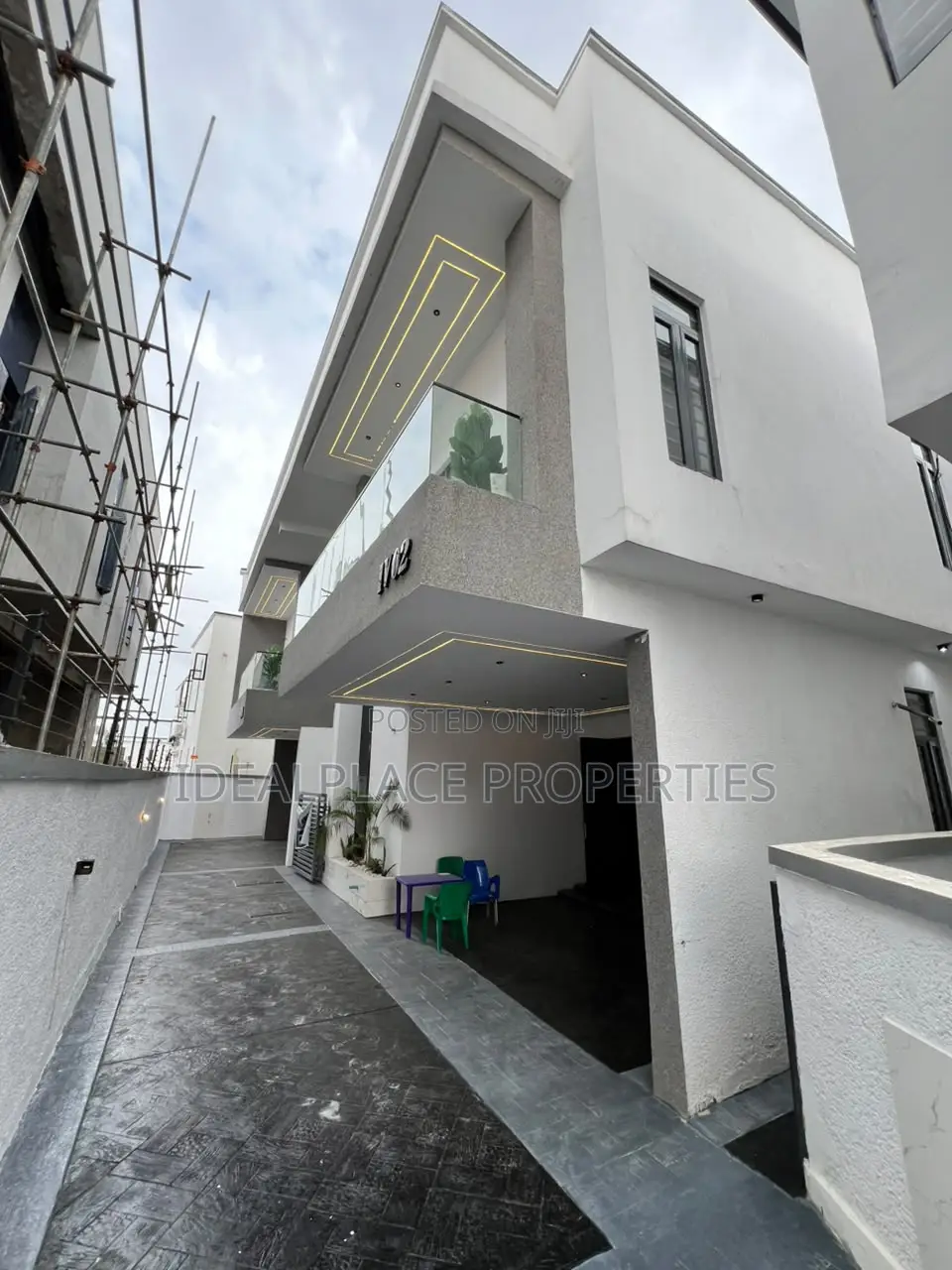 4bdrm Duplex in Ikota for sale in Ikota