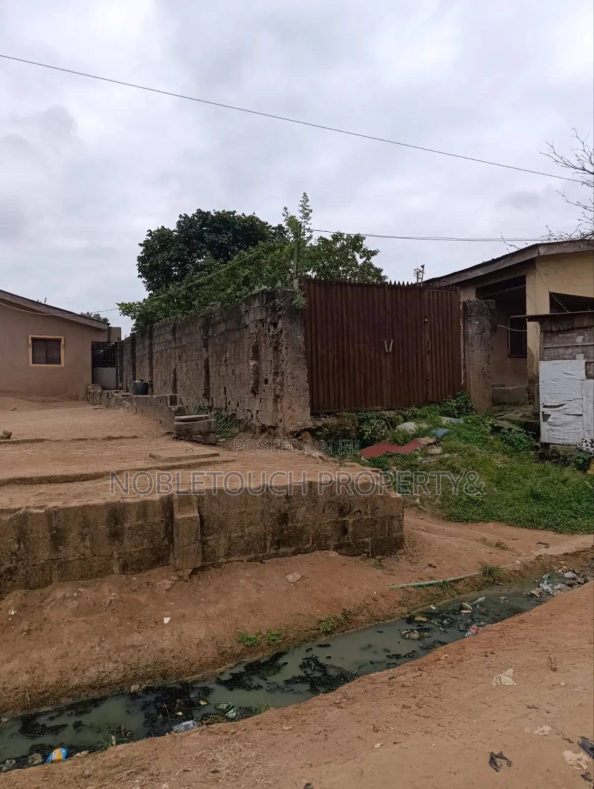 2bdrm Bungalow in Bolurunpelu Street, College for sale in College