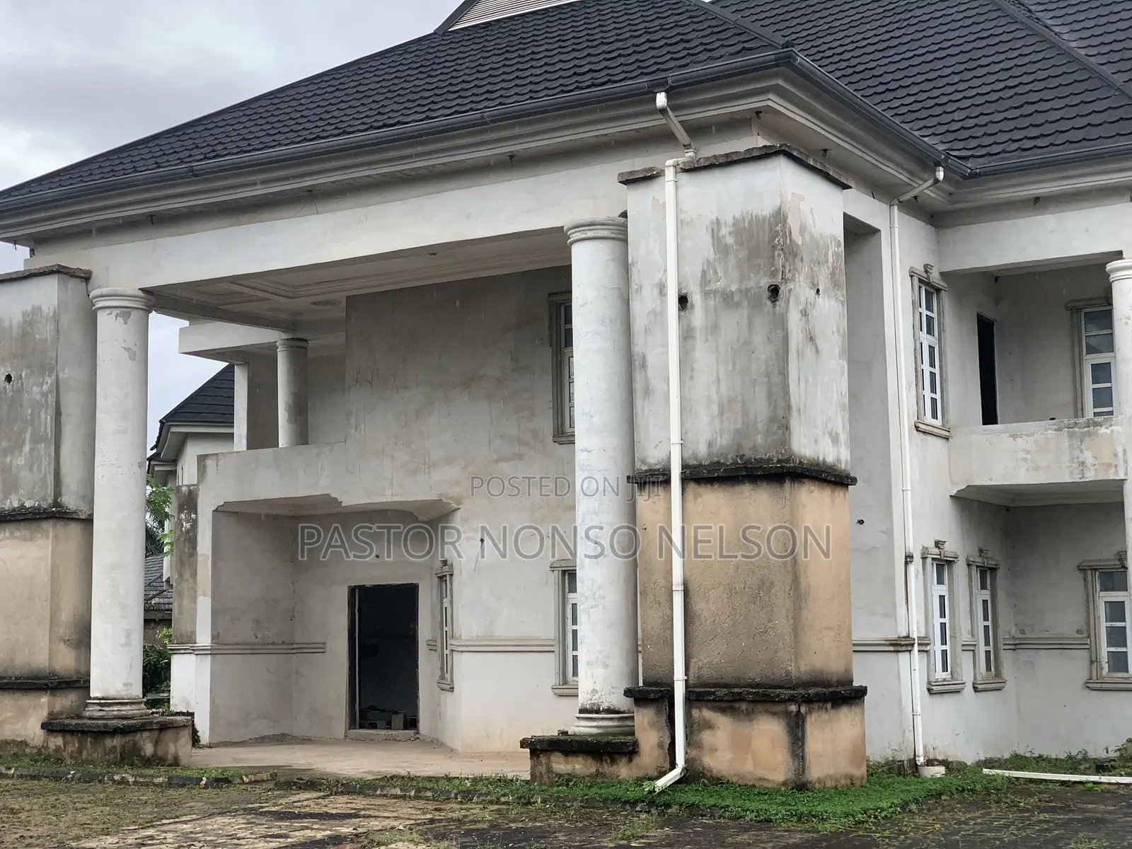 6bdrm Duplex in Area C Layout, Owerri for sale in Owerri