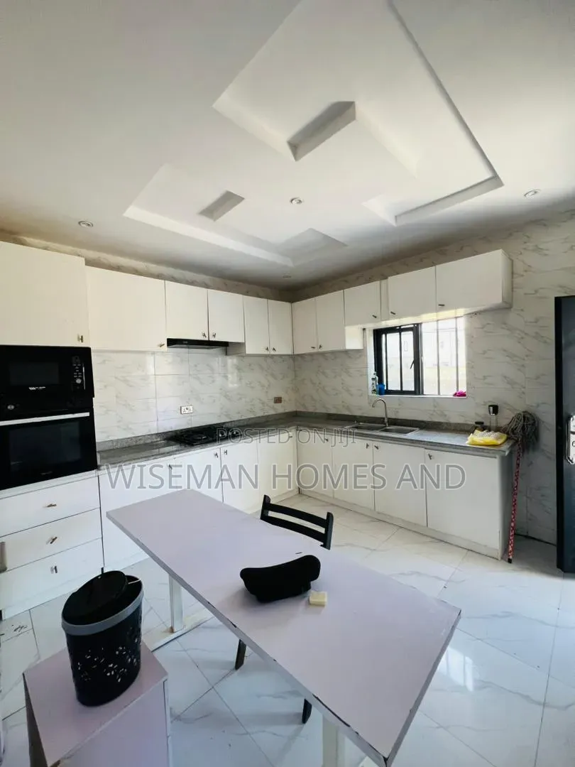 4bdrm Duplex in Orchid Road, Lekki Expressway for rent in Lekki Expressway