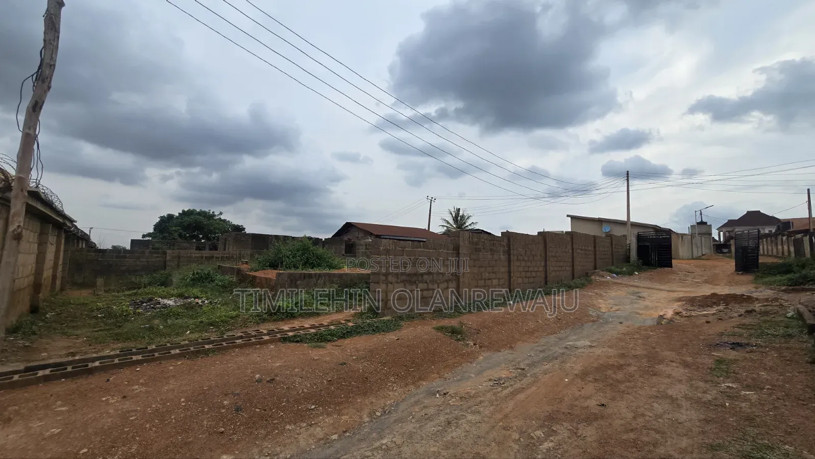 A Full Plot of Land at Akobo Ibadan. in Akobo
