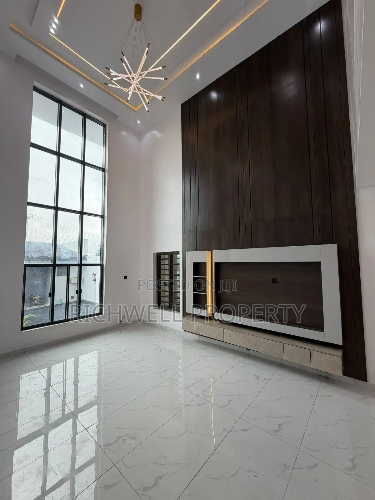 4bdrm Duplex in Carlton Gate Estates, Akobo for sale in Akobo