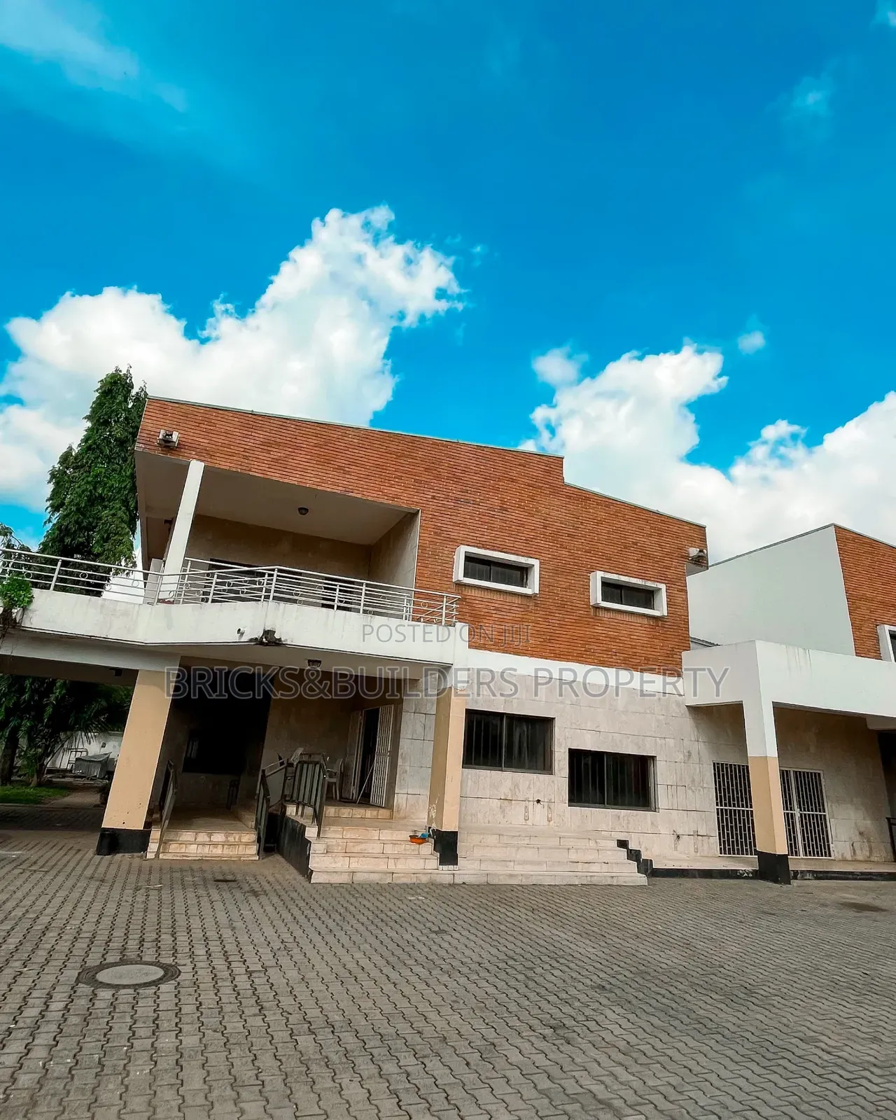 6bdrm Mansion in Central Business District for sale in Central Business District