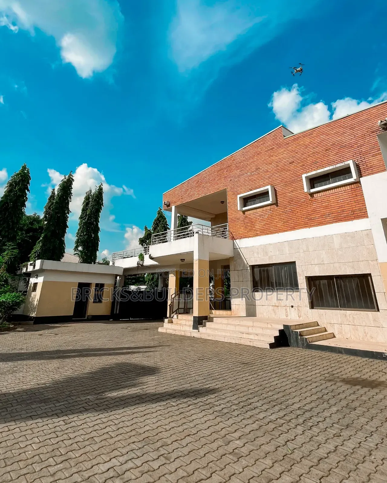 6bdrm Mansion in Central Business District for sale in Central Business District