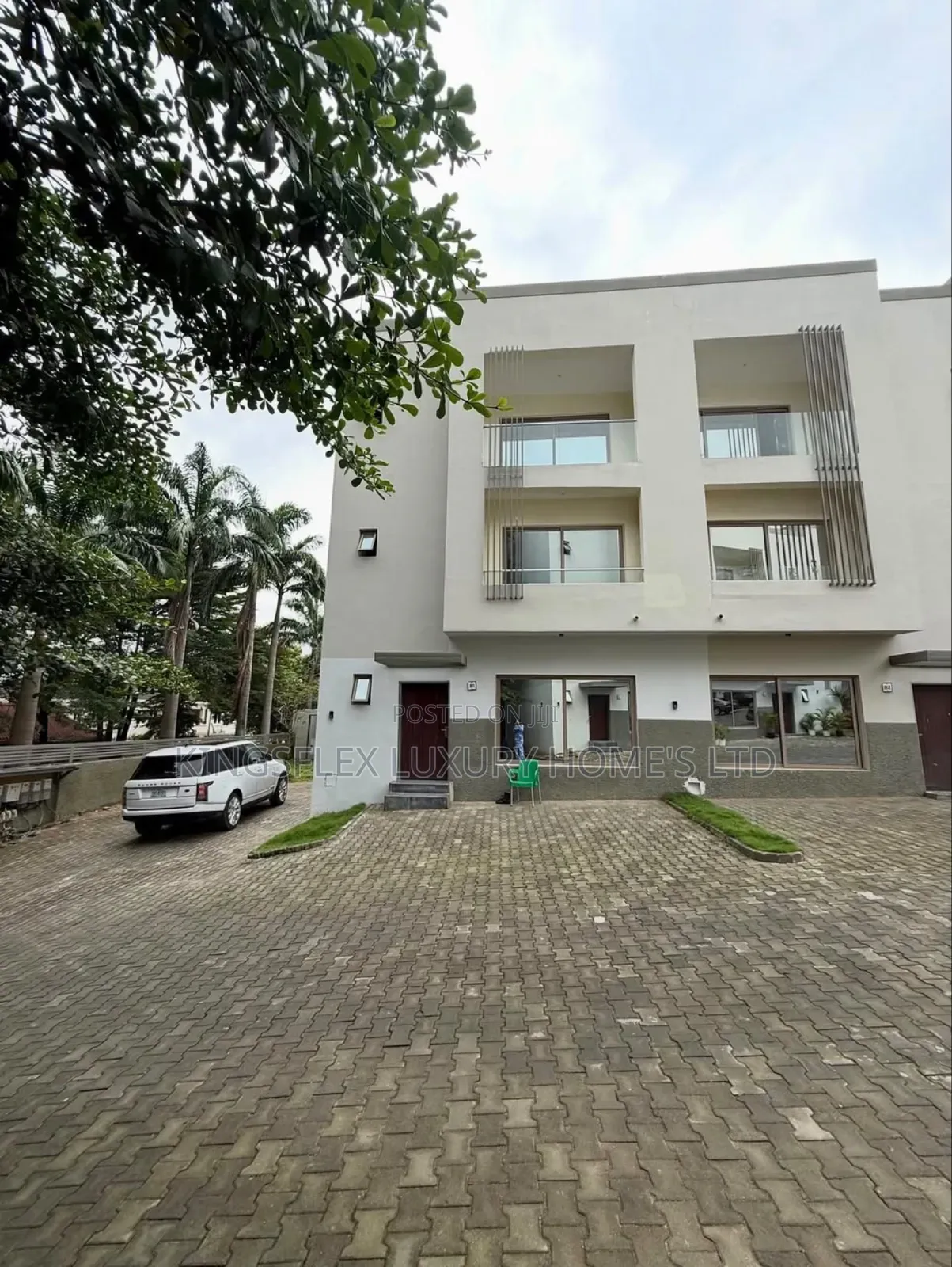 5bdrm Townhouse/Terrace in Estate, Maitama for sale in Maitama