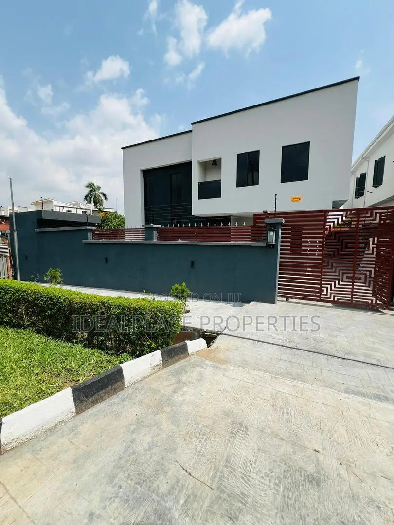 4bdrm Duplex in Adeniyi Jones for sale in Adeniyi Jones