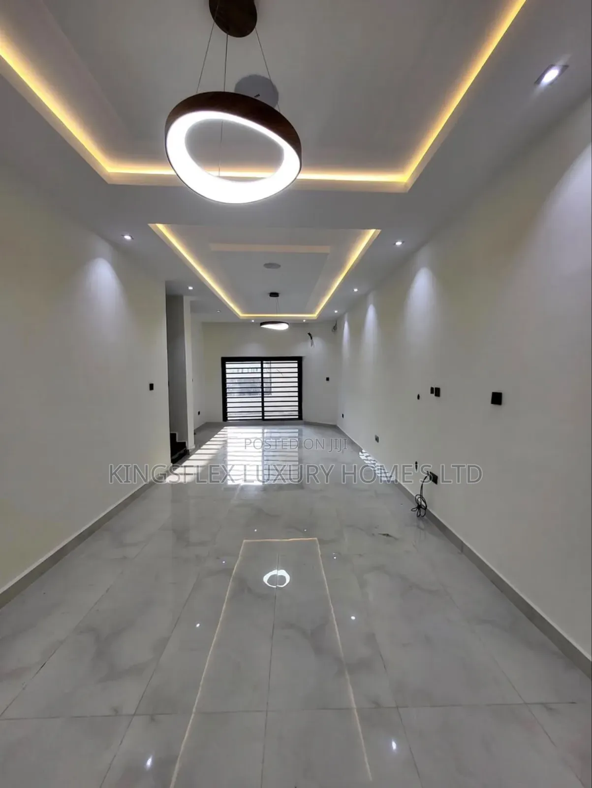 4bdrm Townhouse/Terrace in Estate, Guzape District for sale in Guzape District