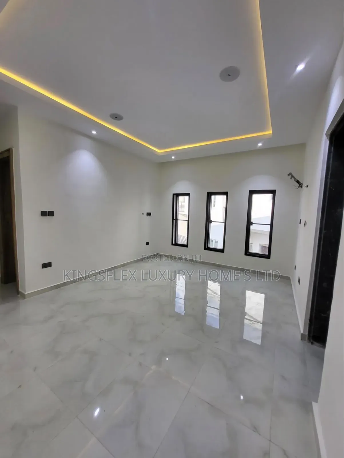 4bdrm Townhouse/Terrace in Estate, Guzape District for sale in Guzape District