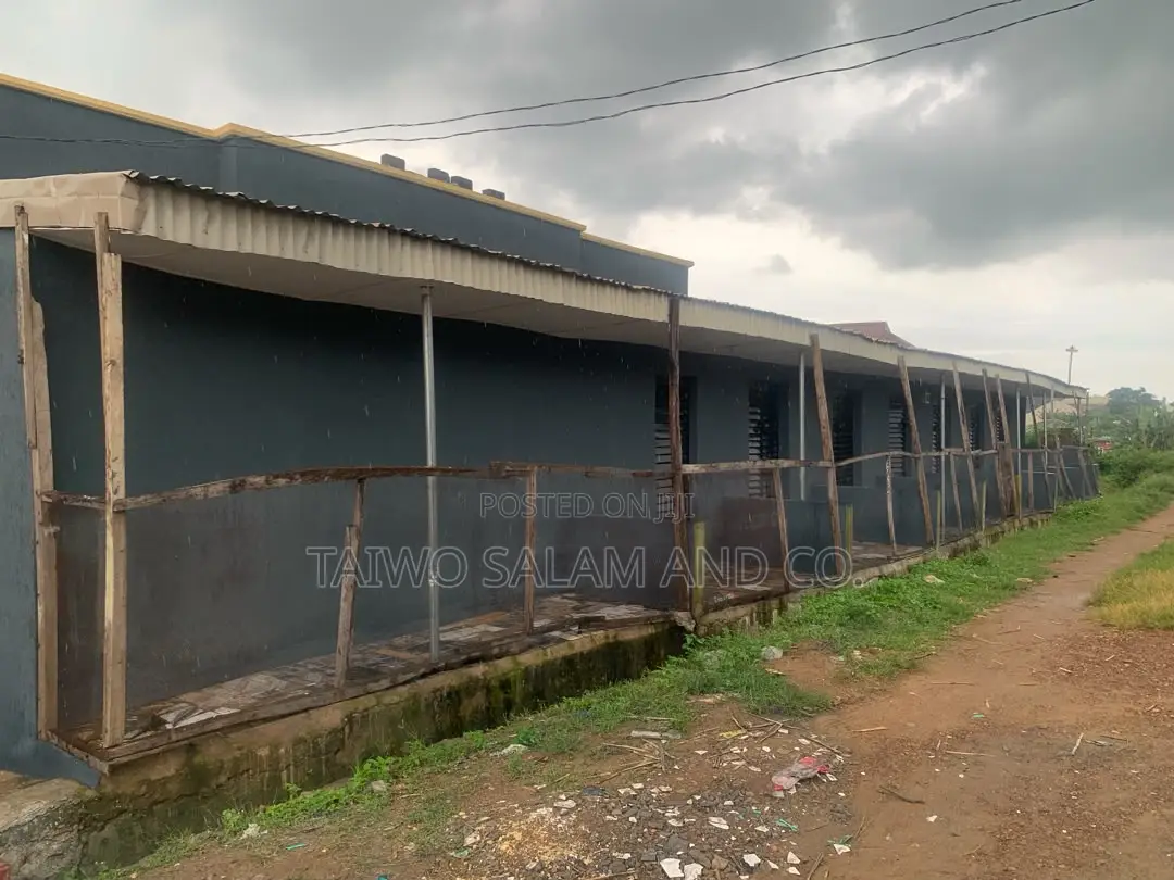 8 Units of Shops in Egbeda / Egbeda