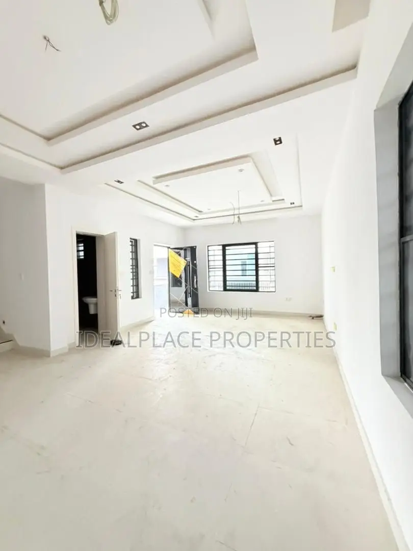 4bdrm Duplex in Adeniyi Jones for sale in Adeniyi Jones