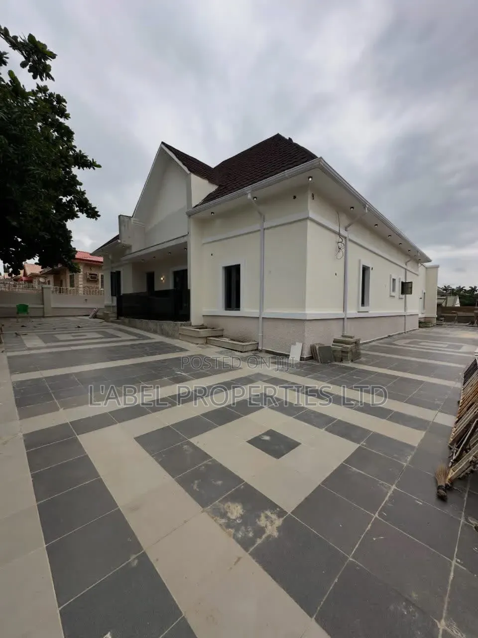 4bdrm Penthouse in Sunnyvale Estate, Galadimawa for sale in Galadimawa