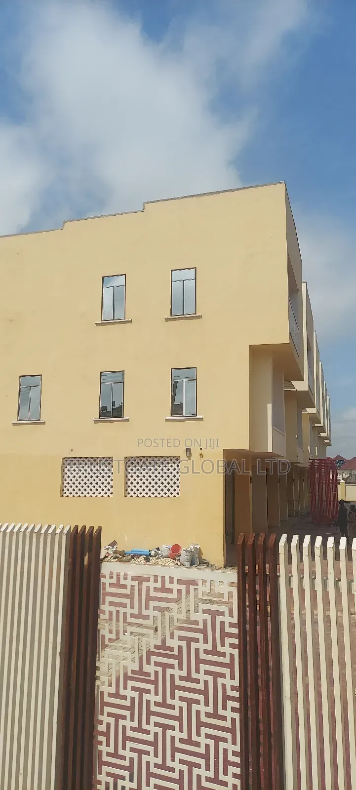 3bdrm Duplex in Guzape District for sale in Guzape District