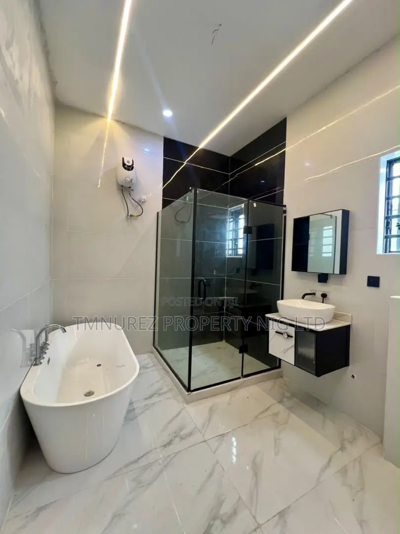 4bdrm Duplex in Ajah for sale in Ajah