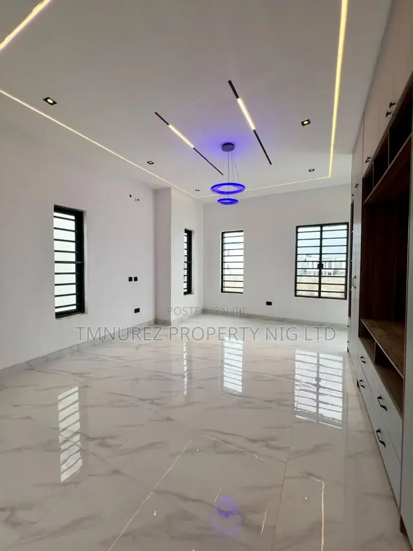 4bdrm Duplex in Ajah for sale in Ajah