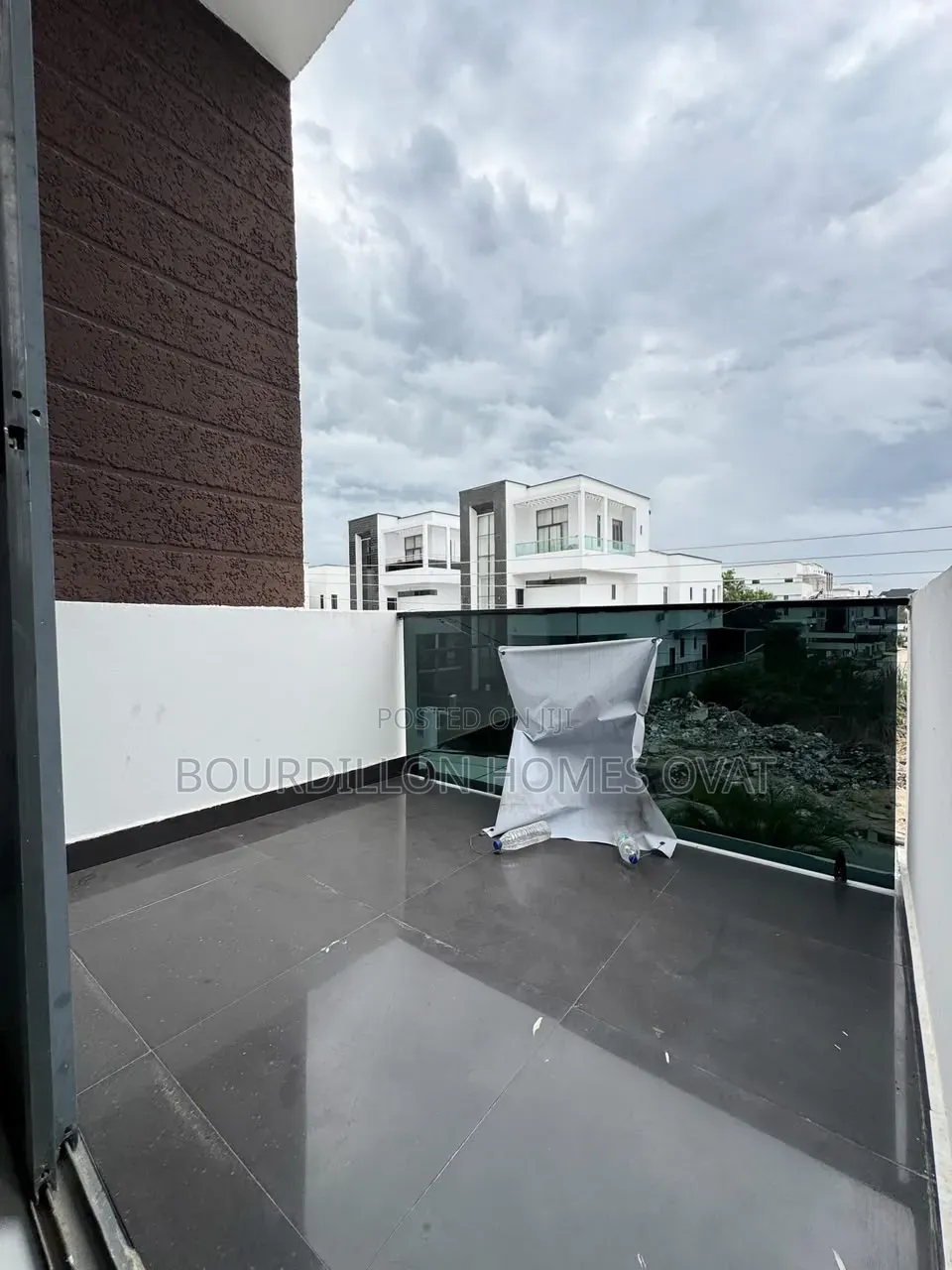 5bdrm Duplex in Megamound Estate for sale in Lekki Expressway