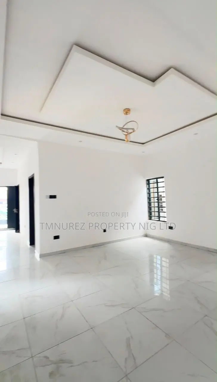 3bdrm Apartment in Gbagada for sale in Gbagada
