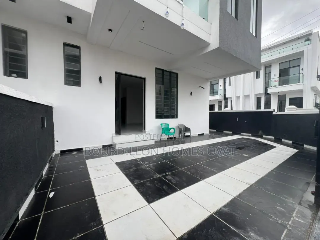 4bdrm Duplex in Lekki Palm City for sale in Lekki Expressway