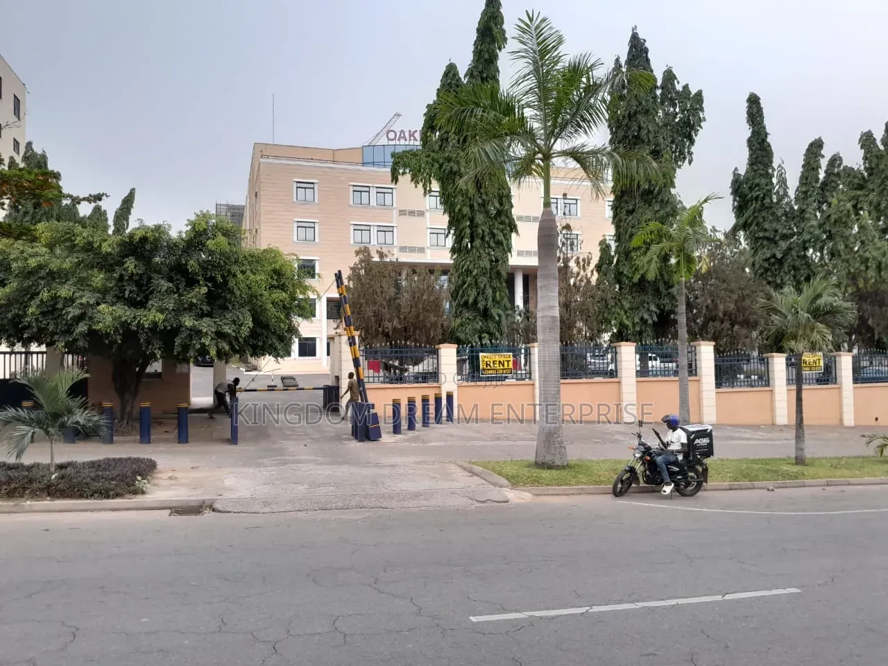 5 Floors Commercial Office Building Maitama, Abuja 6000sqm in Maitama