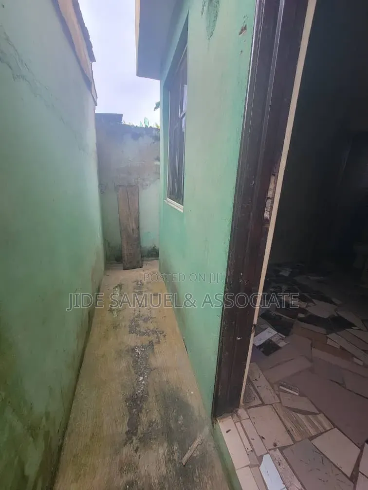 1bdrm Apartment in Ayobo for rent in Ayobo