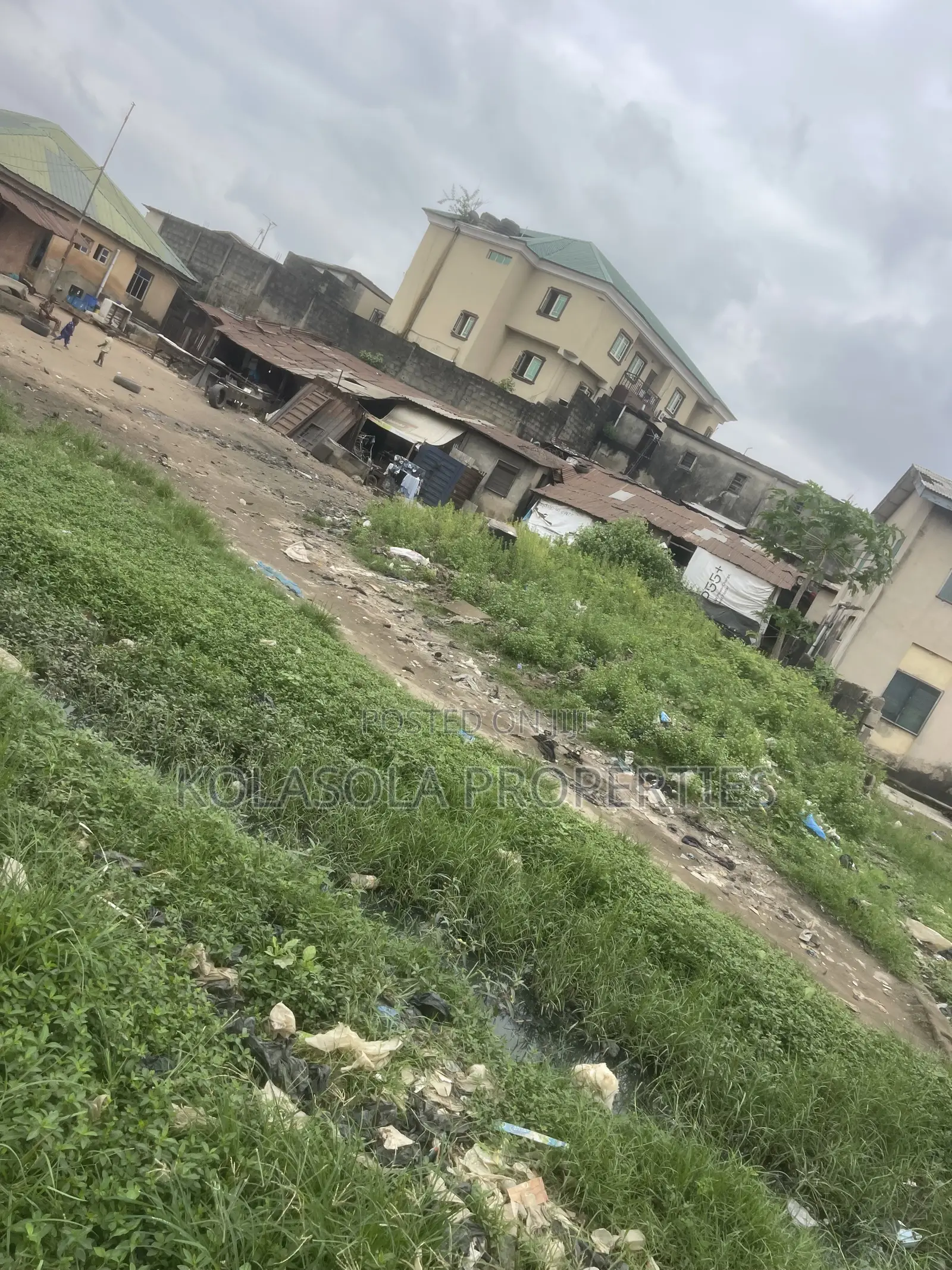 Dry Land Measuring 489sqmts in Ifako-Gbagada