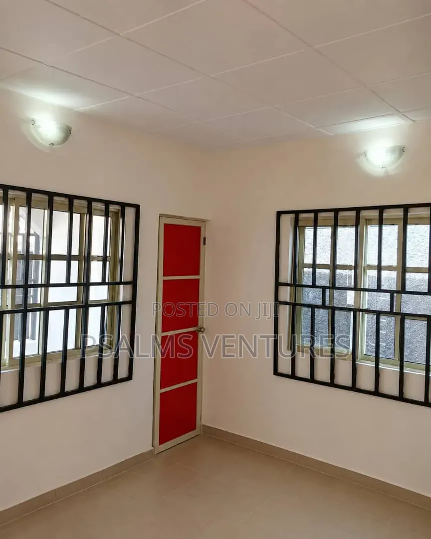 Furnished Studio Apartment in Ojota for rent in New Garage / Ojota