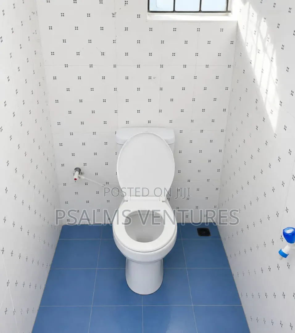 Furnished Studio Apartment in Ojota for rent in New Garage / Ojota