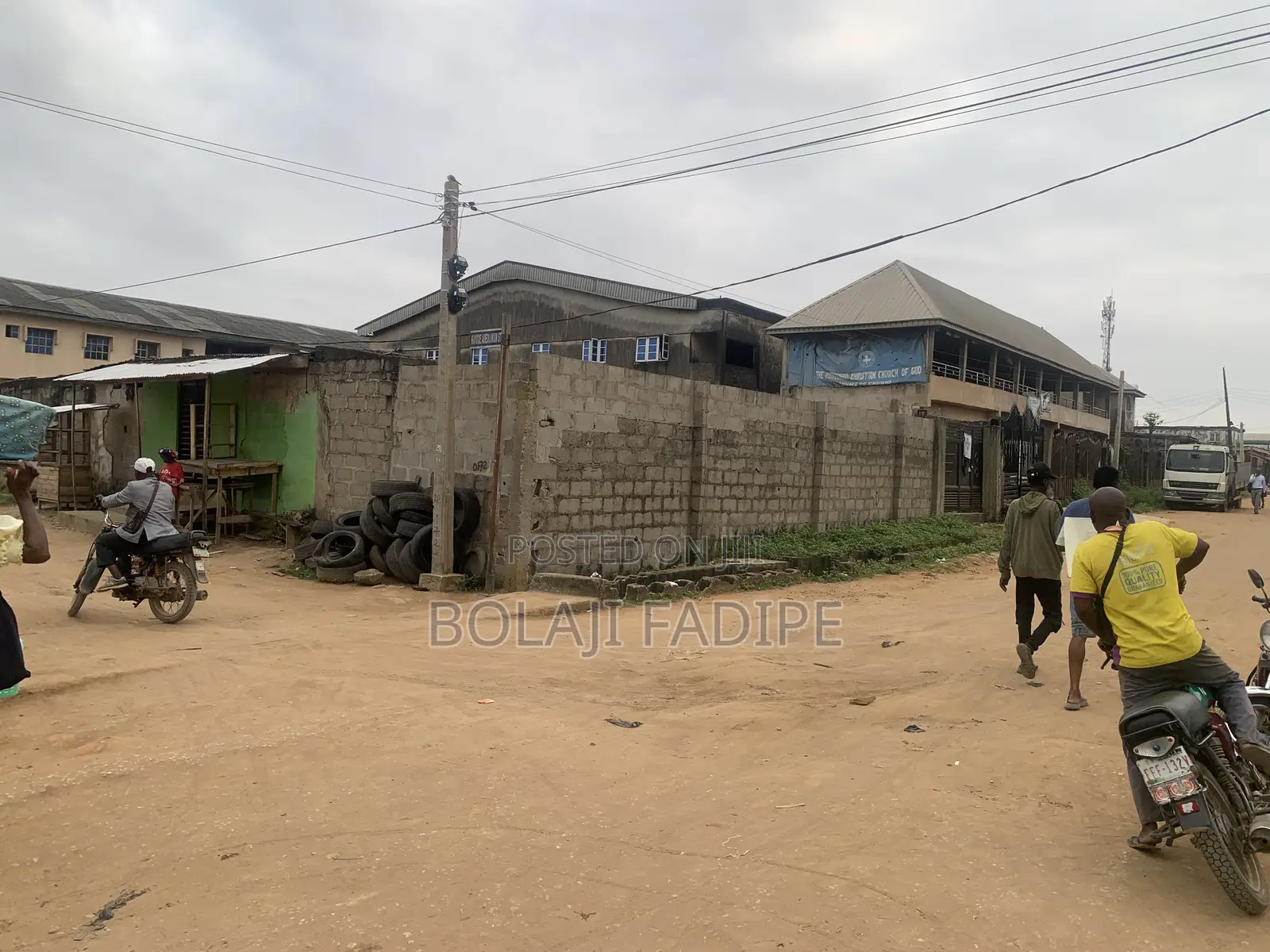 Half Plot of Land Corner Piece 60 by 60 Corner Piece ,Fenced and Gate in Governors Road