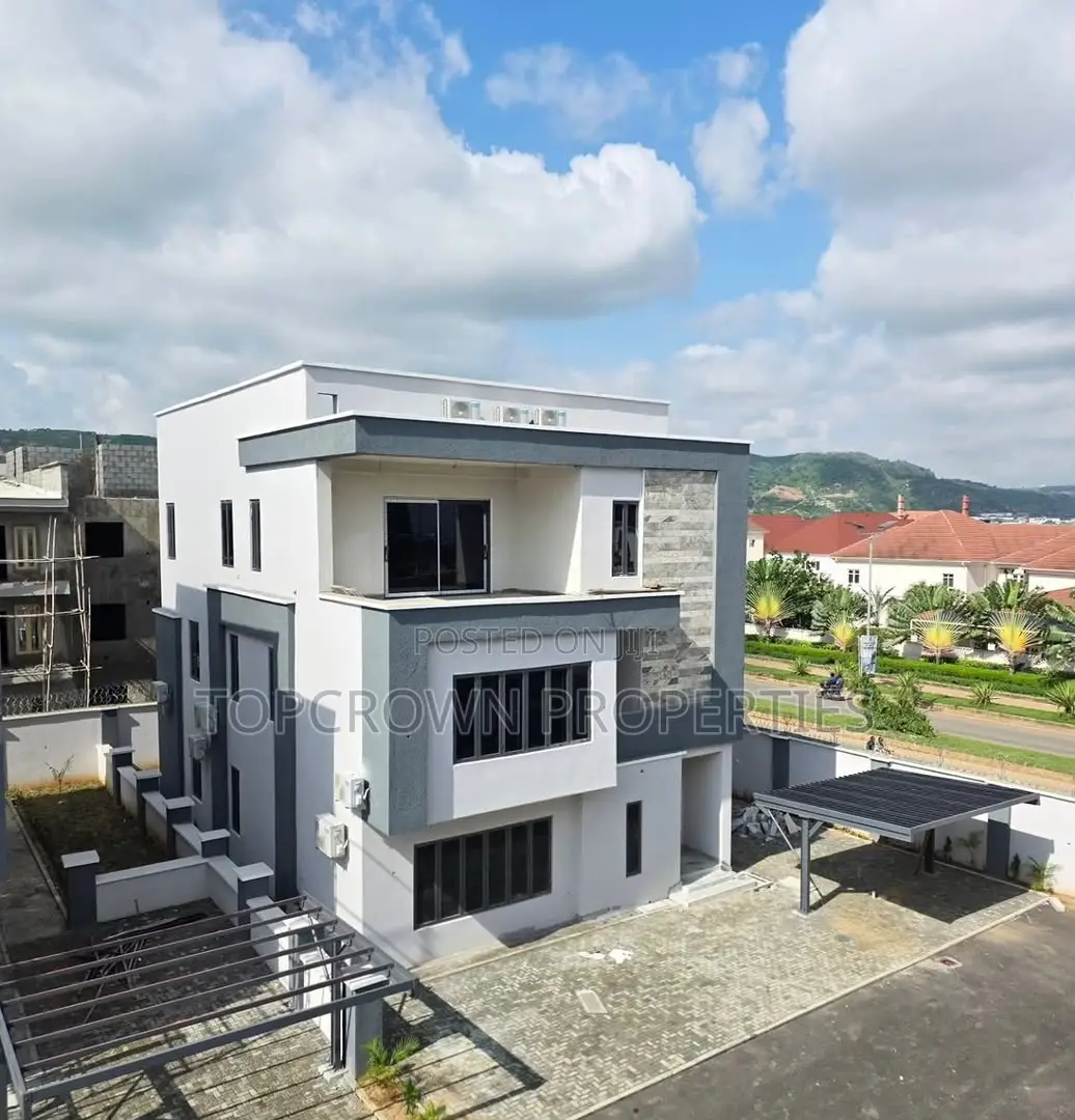 4bdrm Duplex in Katampe Extension for sale in Katampe Extension
