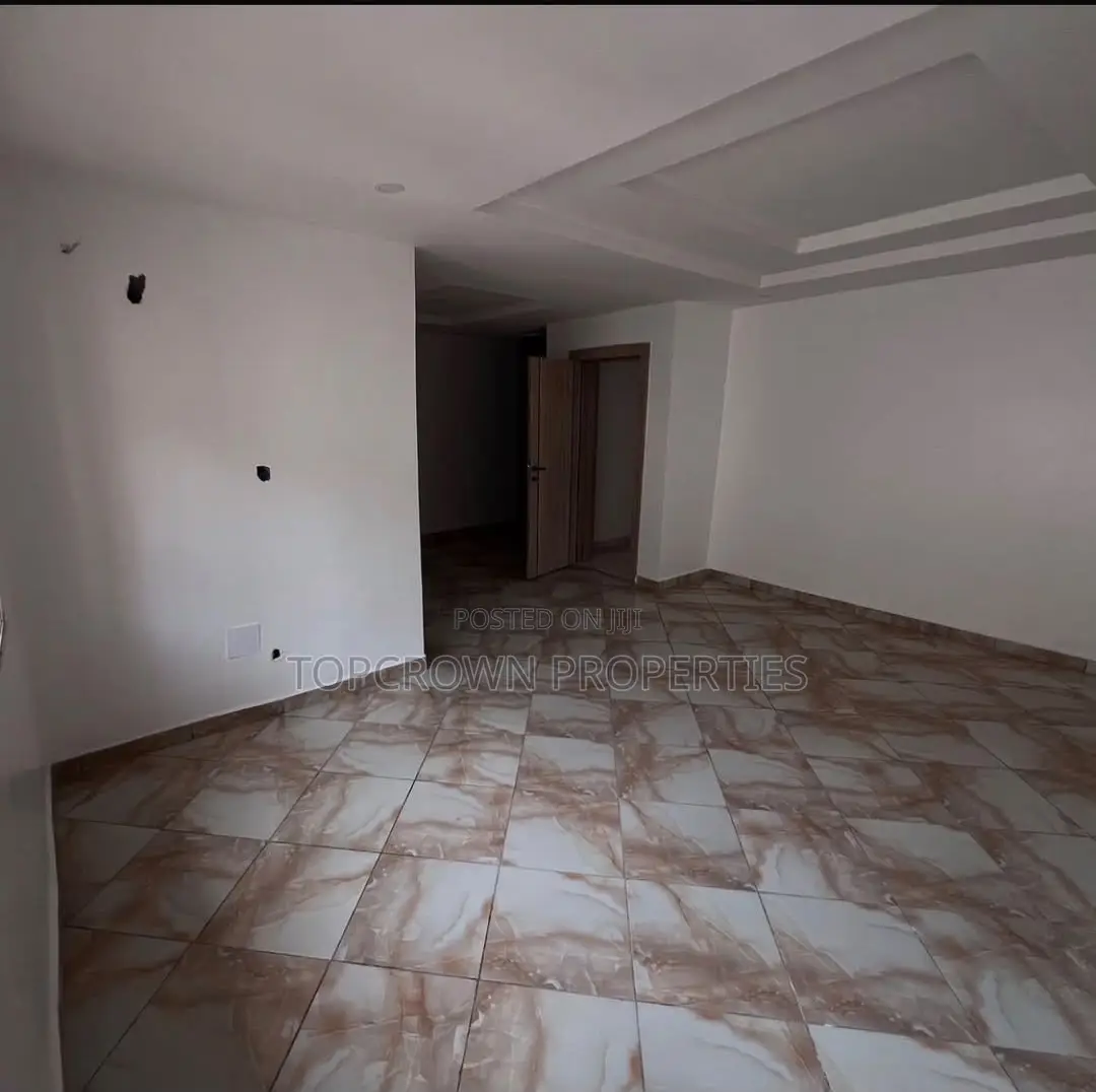 4bdrm Townhouse/Terrace in Life Camp for sale in Life Camp
