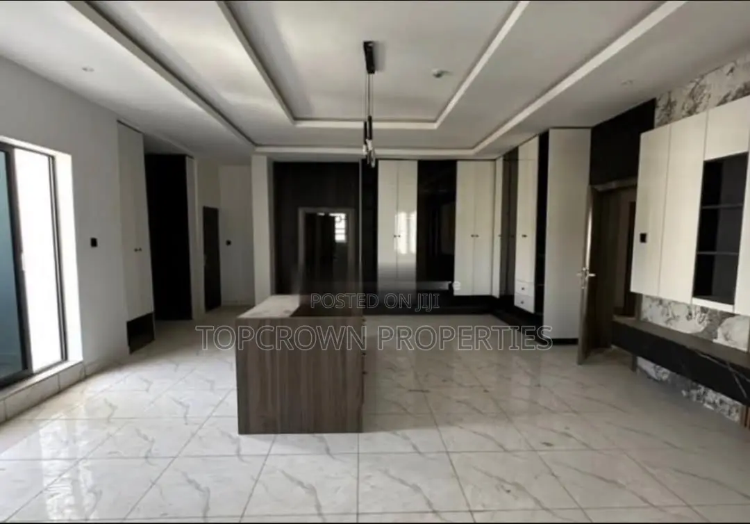 6bdrm Duplex in Katampe Extension for sale in Katampe Extension