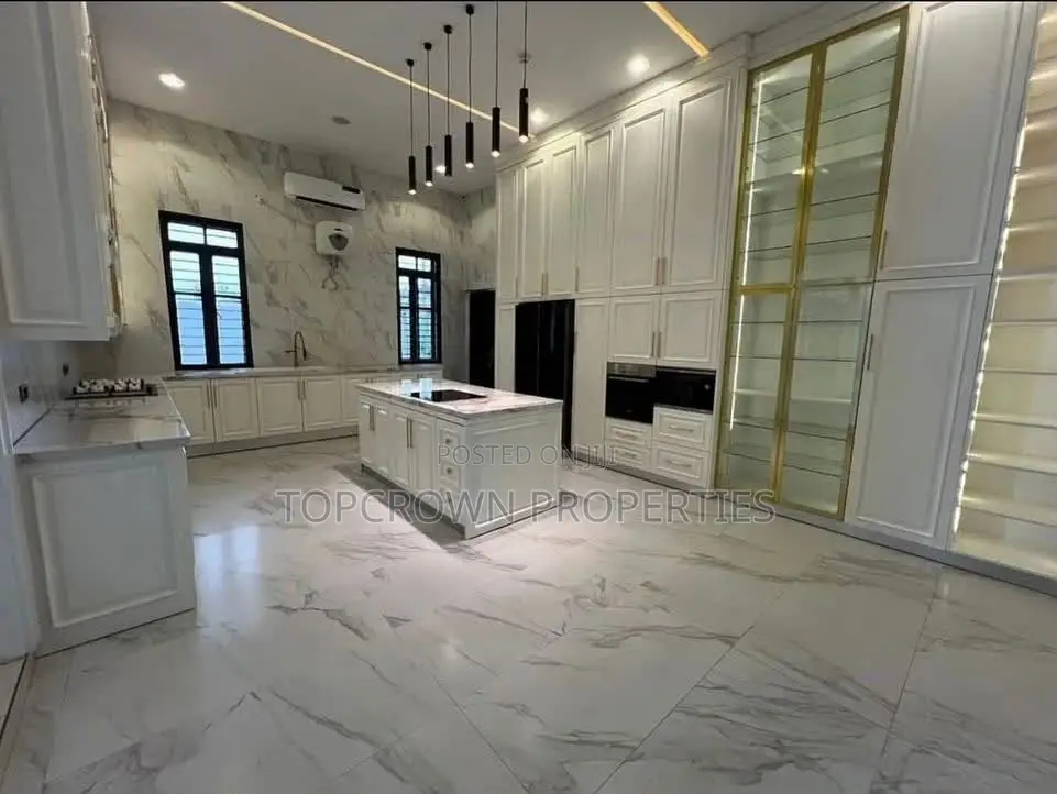 9bdrm Mansion in Guzape District for sale in Guzape District