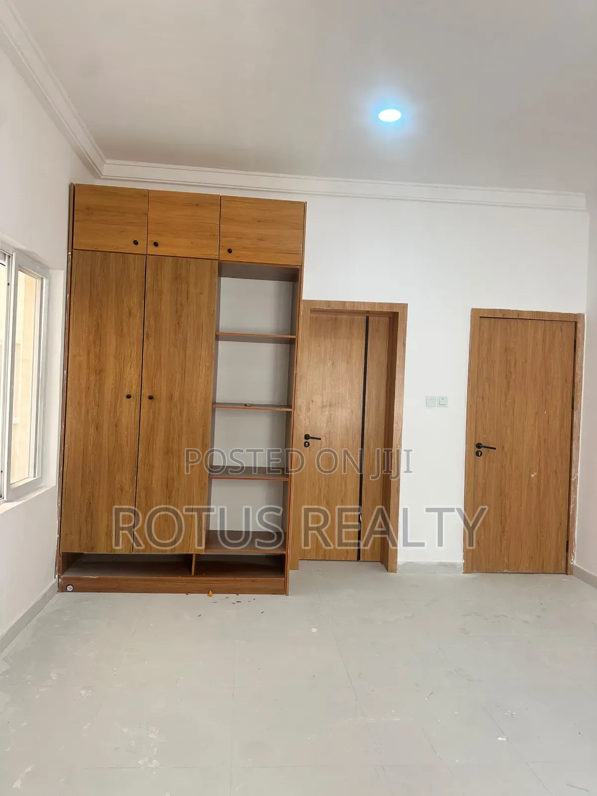 2bdrm Apartment in Osapa london for sale in Osapa london