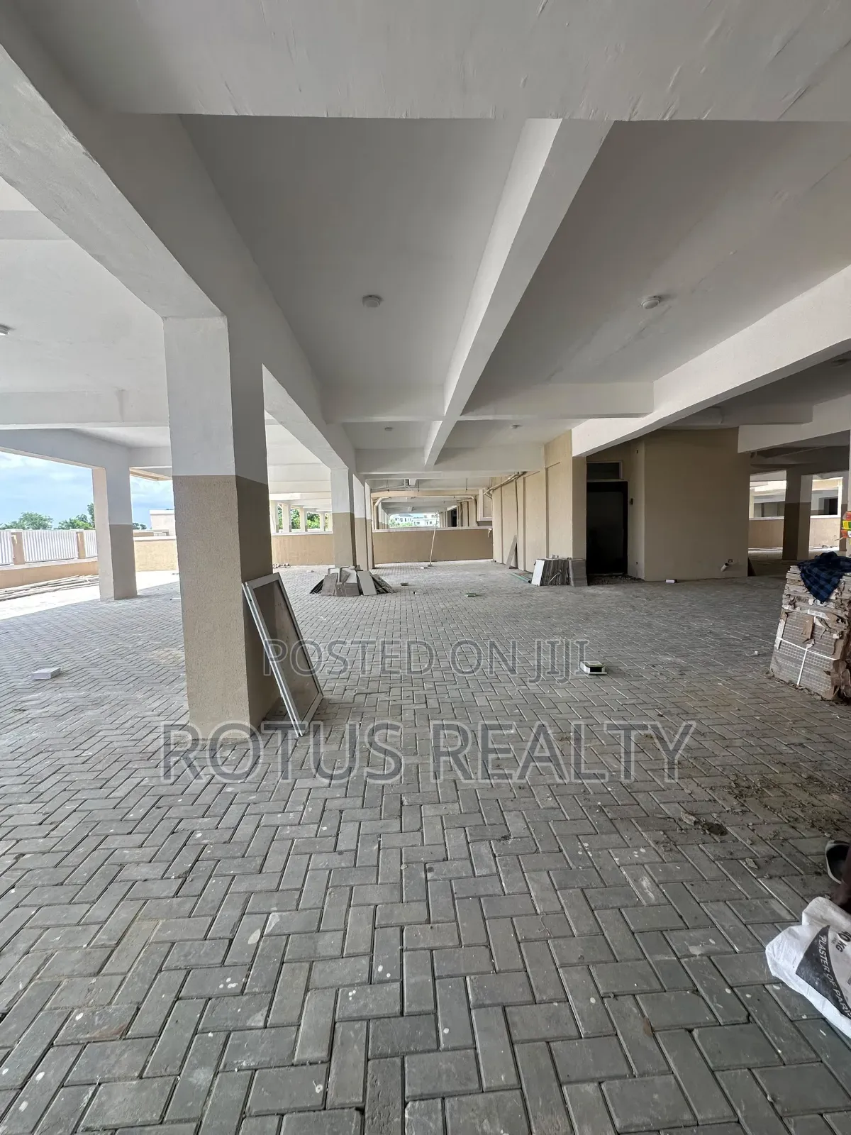 2bdrm Apartment in Osapa london for sale in Osapa london