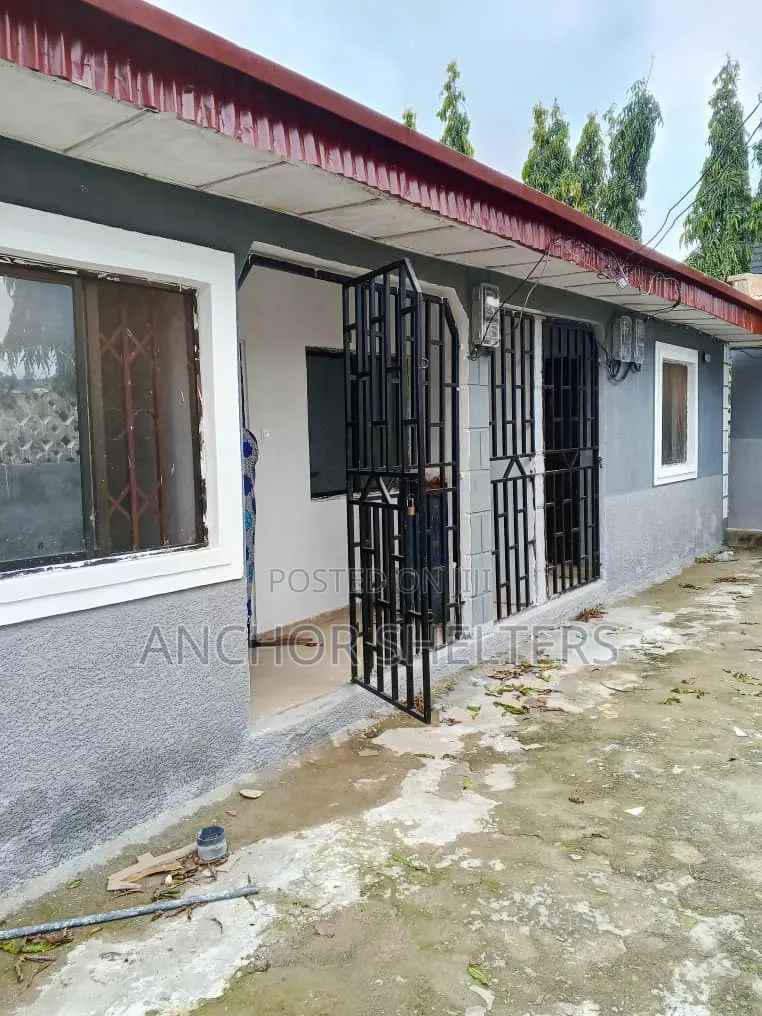 2bdrm Bungalow in Pegi Zone A, Kuje for rent in Kuje