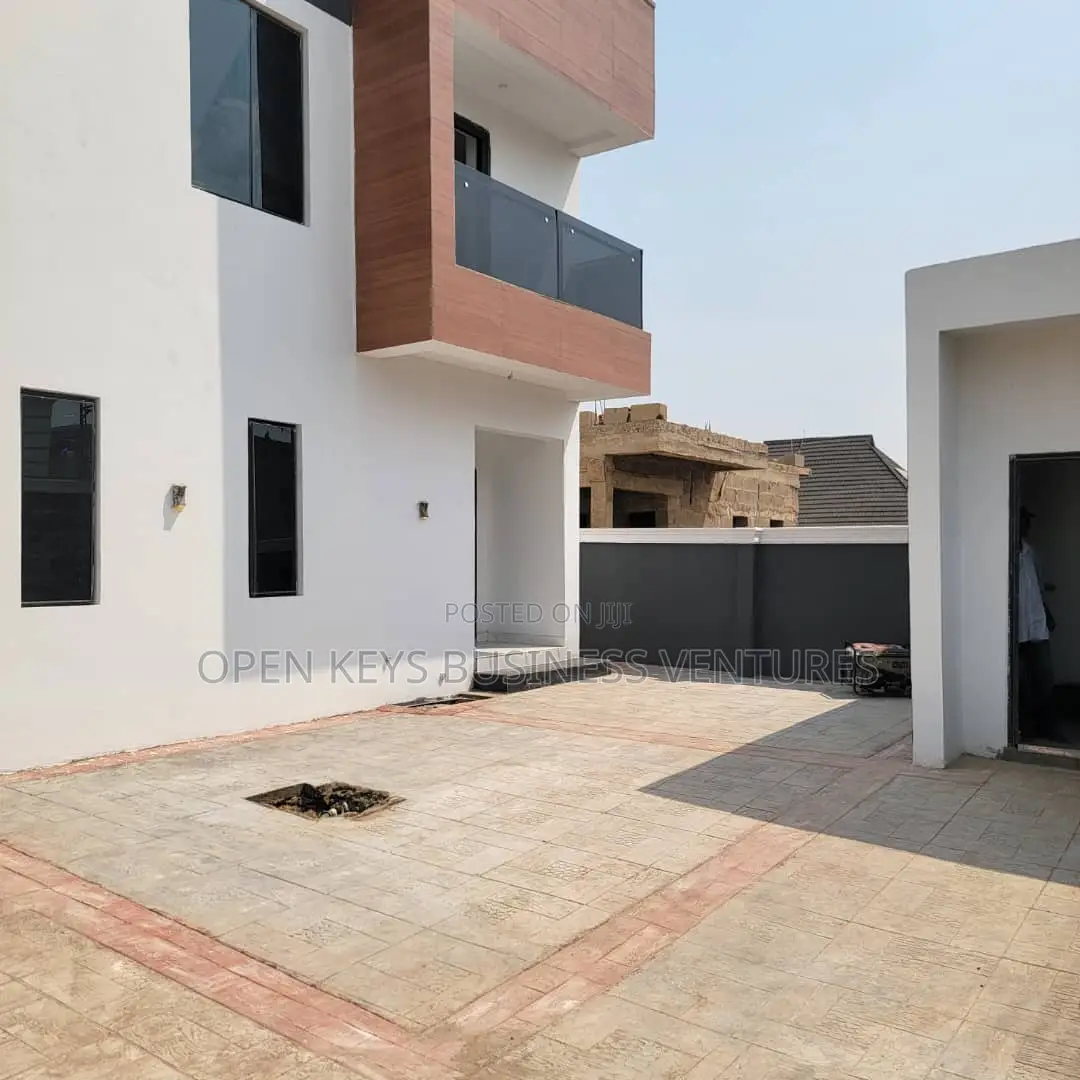 Furnished 4bdrm Duplex in Omolayo Estate, Akobo for sale in Akobo