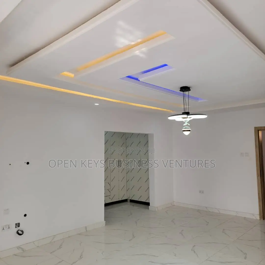Furnished 4bdrm Duplex in Omolayo Estate, Akobo for sale in Akobo