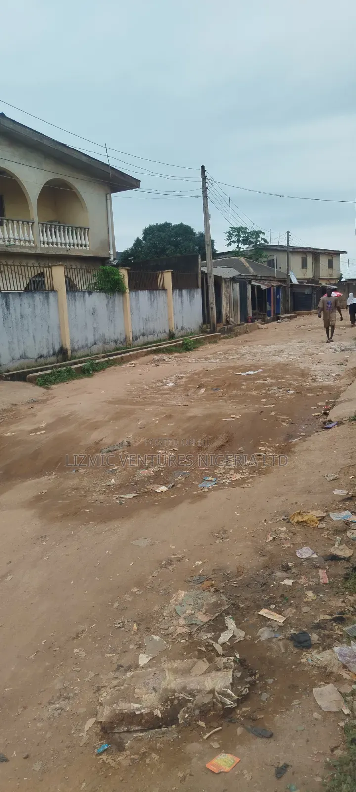 Furnished 3bdrm Block of Flats in Egan, Igando / Ikotun/Igando for sale in Igando / Ikotun/Igando