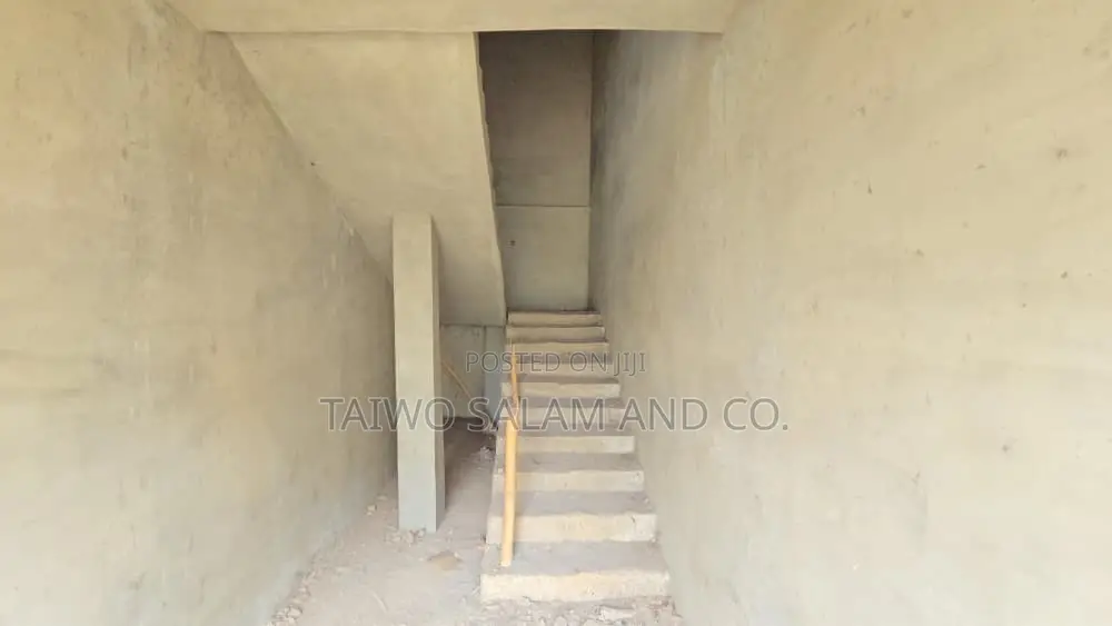 3bdrm Block of Flats in Oyo / Oyo for sale in Oyo / Oyo