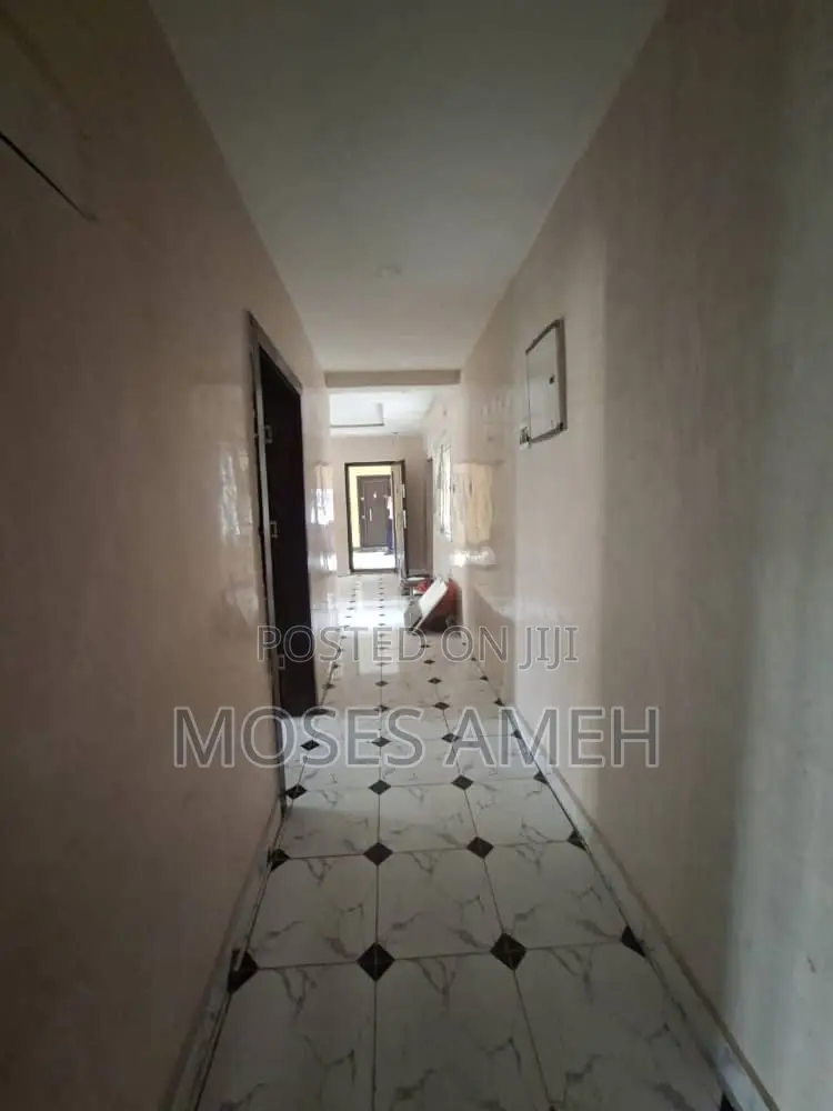 2bdrm Block of Flats in Wuye for sale in Wuye