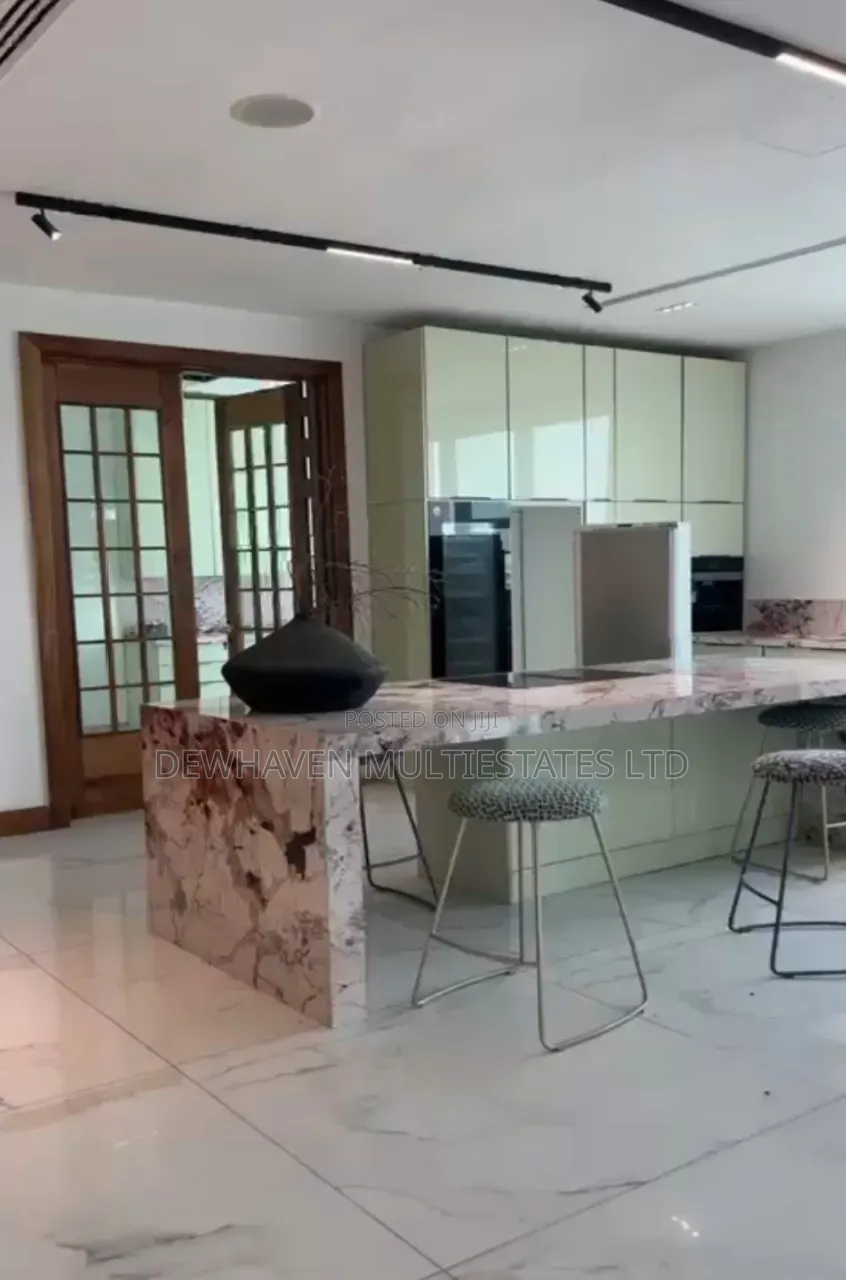 Furnished 5bdrm Penthouse in Ikoyi S.W for sale in Ikoyi S.W