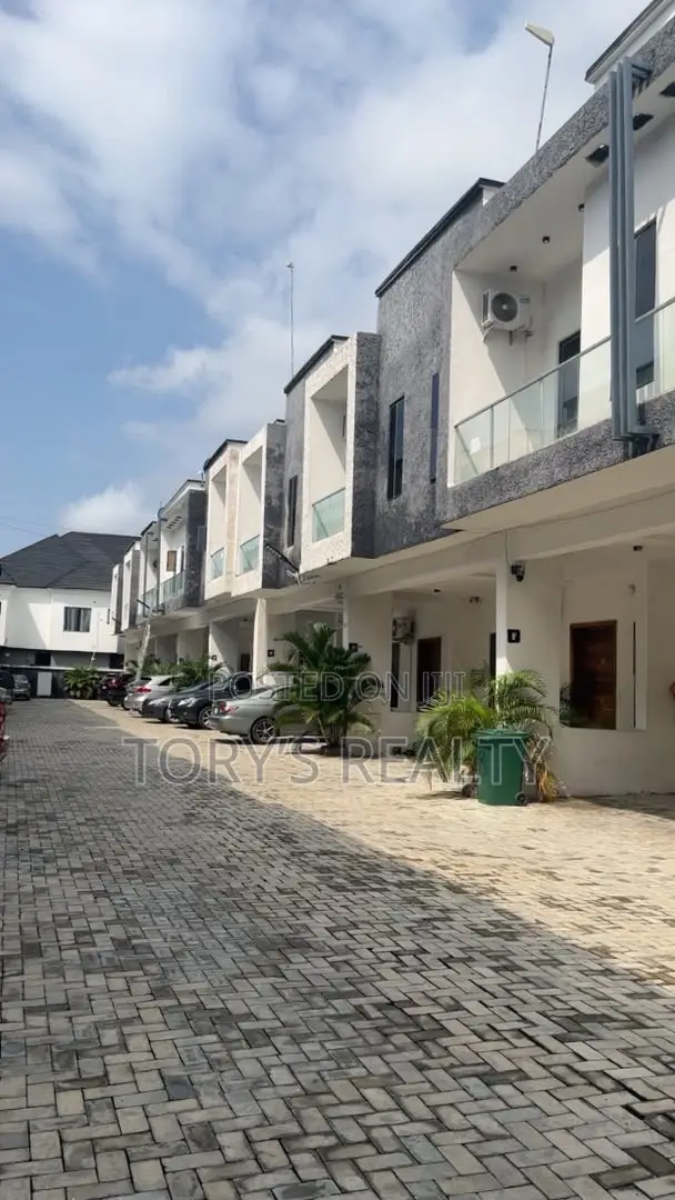 4bdrm Duplex in VGC / Ajah for sale in VGC / Ajah